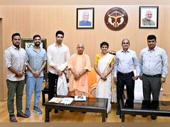 
      
      Yogi Adityanath presents 'Major' movie team with mementos
      
      