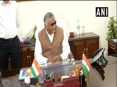 
      
      VK Singh takes charge as MoS for Road Transport and Highways
      
      