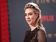 
      
      Vanessa Kirby joins Hugh Jackman, Laura Dern for Florian...
      
      