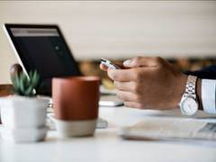 
      
      US companies re-thinking remote working as meeting deadlines...
      
      