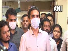 
      
      Sameer Wankhede submits his documents to NCSC Chairman in Delhi
      
      
