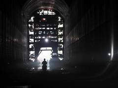 
      
      6 detained over fatal tunnel flooding in south China
      
      