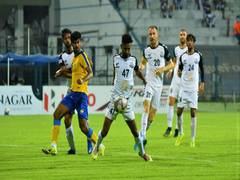 
      
       Faiaz double takes Mohammedan SC past 9-man Real Kashmir
      
      