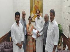
      
      TDP MPs request Naidu to reject merger with BJP
      
      