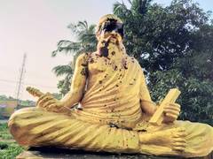 
      
      Tamil Nadu: Thiruvalluvar statue vandalised, investigation...
      
      