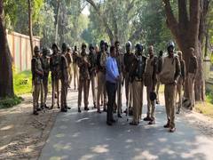 
      
      UP: Clash breaks out between two student groups at BHU campus 
      
      