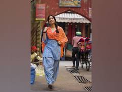 
      
      Aanand L Rai begins shooting for 'Good Luck Jerry' with...
      
      