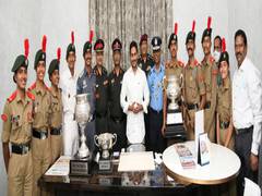 
      
      Andhra CM announces Rs 2 lakh cash reward to PM trophy winner...
      
      