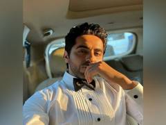 
      
      Ayushmann Khurrana  in awe of new picture of his 'bhai',...
      
      