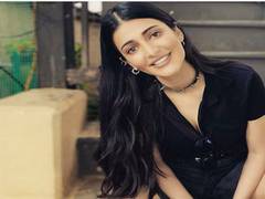 
      
      Here's why Shruti Haasan calls herself a 'Bandra girl'
      
      