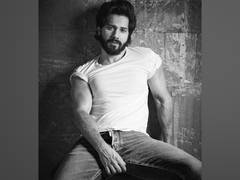 
      
      Varun Dhawan gives a glimpse of his warm up session on BTS' song
      
      