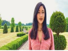 
      
      Indian-American singer Priya Darshini 'honoured' to be a part...
      
      