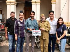 
      
      Sharman Joshi, Annu Kapoor to feature in new film 'Sab Moh...
      
      