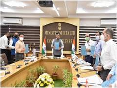 
      
      Union Health Minister chairs World Patient Day celebrations
      
      