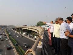 
      
      LG Saxena makes street visits to resolve infrastructural issues 
      
      