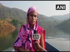 
      
      Woman in Maharashtra rows 18 km daily to attend to tribal...
      
      