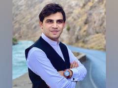 
      
      Tolo news reporter, cameraman beaten up by Taliban in Kabul
      
      