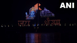 
      
      Lord Ram's images lit up Bandra-Worli sea link
      
      