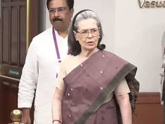 
      
      Sonia Gandhi, Kharge, other Congress leaders cast their votes
      
      