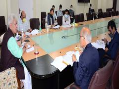 
      
      J-K LG reviews progress of recommendations made to business...
      
      