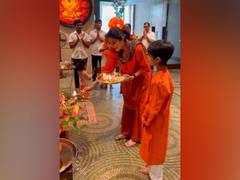 
      
      'Sowing seeds of faith': Shilpa Shetty performs aarti at home...
      
      