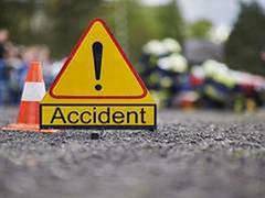 
      
      11 dead, 4 injured in car-tractor collision on NH-28 in Bihar
      
      