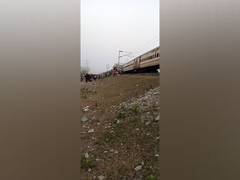 
      
      4 people dead, over 50 injured in West Bengal train accident: NDRF
      
      
