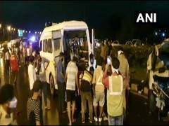 
      
      Gujarat: 5 killed, 4 injured in accident on...
      
      