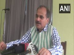 
      
      Adhir Ranjan Chowdhury accuses TMC of 'smuggling girls in Bengal'
      
      