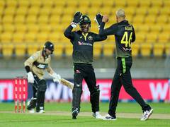 
      
      Agar scalps six as Australia thrash New Zealand in 3rd T20I
      
      