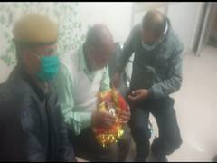 
      
      District hospital in UP's Agra bandages Lord Krishna's broken...
      
      