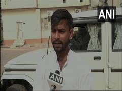 
      
      Agra: NSUI district president gives Rs 1,100 cheque as...
      
      