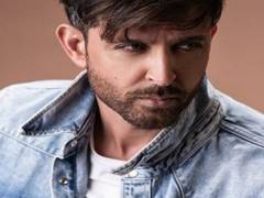 
      
      Hrithik Roshan provides hand sanitisers for on duty Mumbai...
      
      