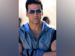 
      
      Akshay steps down as tobacco brand ambassador, to donate ad fee
      
      