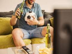 
      
      Study links alcohol advertisement exposure to increased teen...
      
      