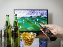 
      
      Alcohol consumption increases unhealthy snacking
      
      
