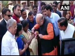
      
      Amit Shah administers polio drops to child in Hubballi
      
      