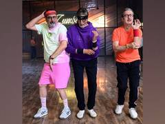 
      
      It's a wrap for Amitabh Bachchan, Anupam Kher's 'Uunchai'
      
      