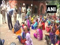 
      
      Migrant workers from Chhattisgarh protest in Amritsar
      
      