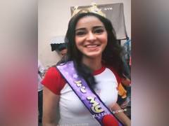 
      
      Ananya Panday celebrates birthday a day early on 'Pati, Patni...
      
      