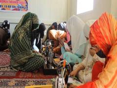 
      
      J-K: Indian Army helps Baramulla locals to add tailoring classes 
      
      