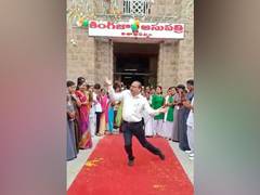 
      
      Andhra doctor asked for explanation over I-Day dance on...
      
      