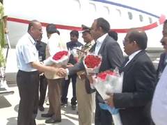 
      
      AP Governor ESL Narasimhan reaches Vijayawada for Reddy's...
      
      