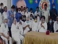 
      
      Andhra Minister, Visakhapatnam MP violate lockdown rules...
      
      