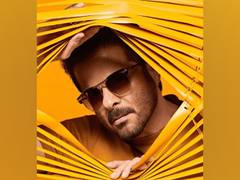 
      
      Anil Kapoor had 'a legendary night' with world's fastest man...
      
      