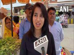 
      
      Indore vegetable vendor's daughter clears Civil Judge exam
      
      