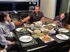 
      
      Alex Rodriguez's dinner date with daughters shows empty seats...
      
      