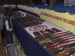 
      
      644 militants of 8 outfits lay down arms before Assam CM
      
      