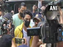
      
      No evidence of conspiracy: Bombay HC in bail order of Aryan...
      
      