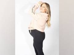 
      
      Pregnant Shawn Johnson tests positive for COVID-19
      
      